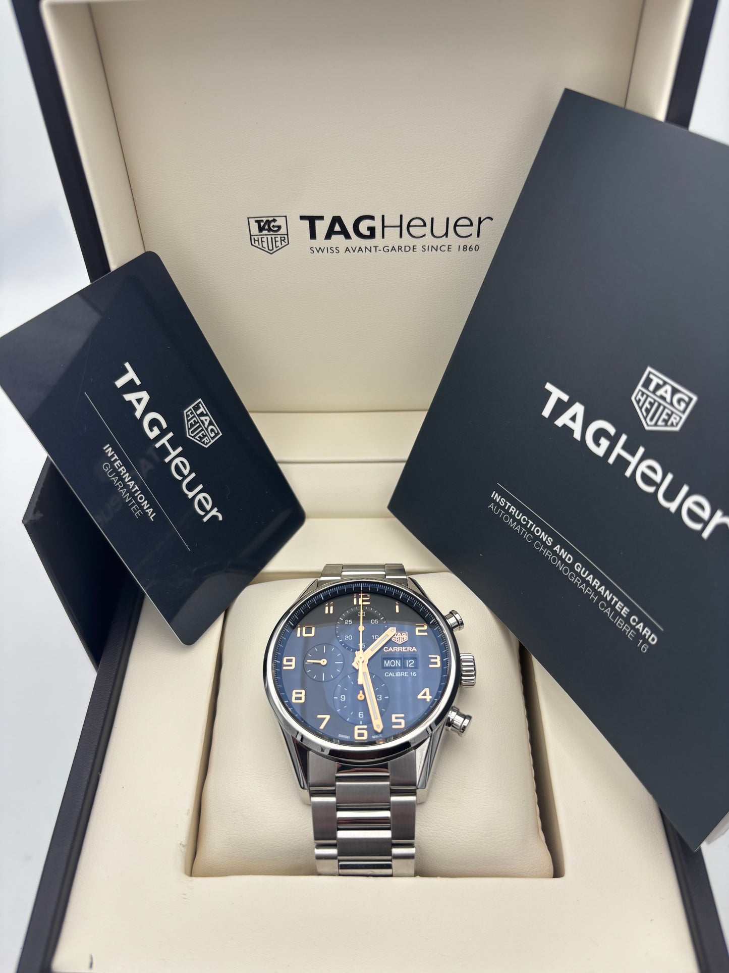 Tagheuer CV2A1AB.BA0738